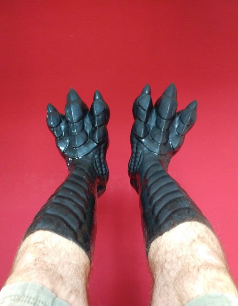Dragon Feet closed Toes Rubber Claw